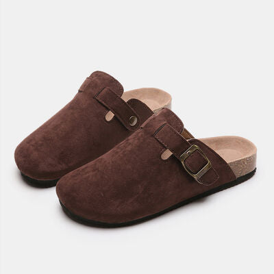 Take it easy -Suede Closed Toe Buckle Slide