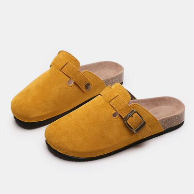 Take it easy -Suede Closed Toe Buckle Slide