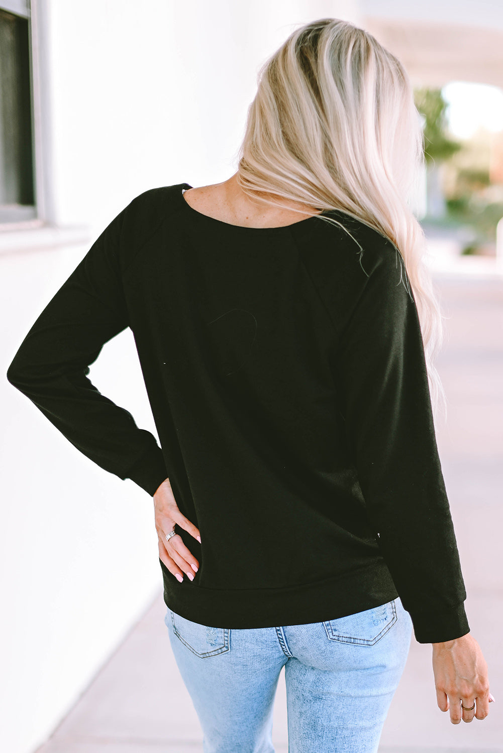 Round Neck Long Sleeve Sweatshirt