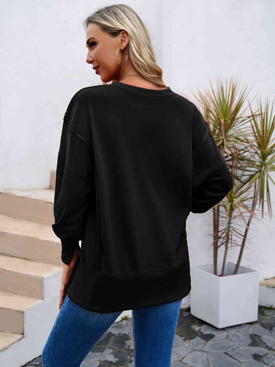 Round Neck Slit Sweatshirt